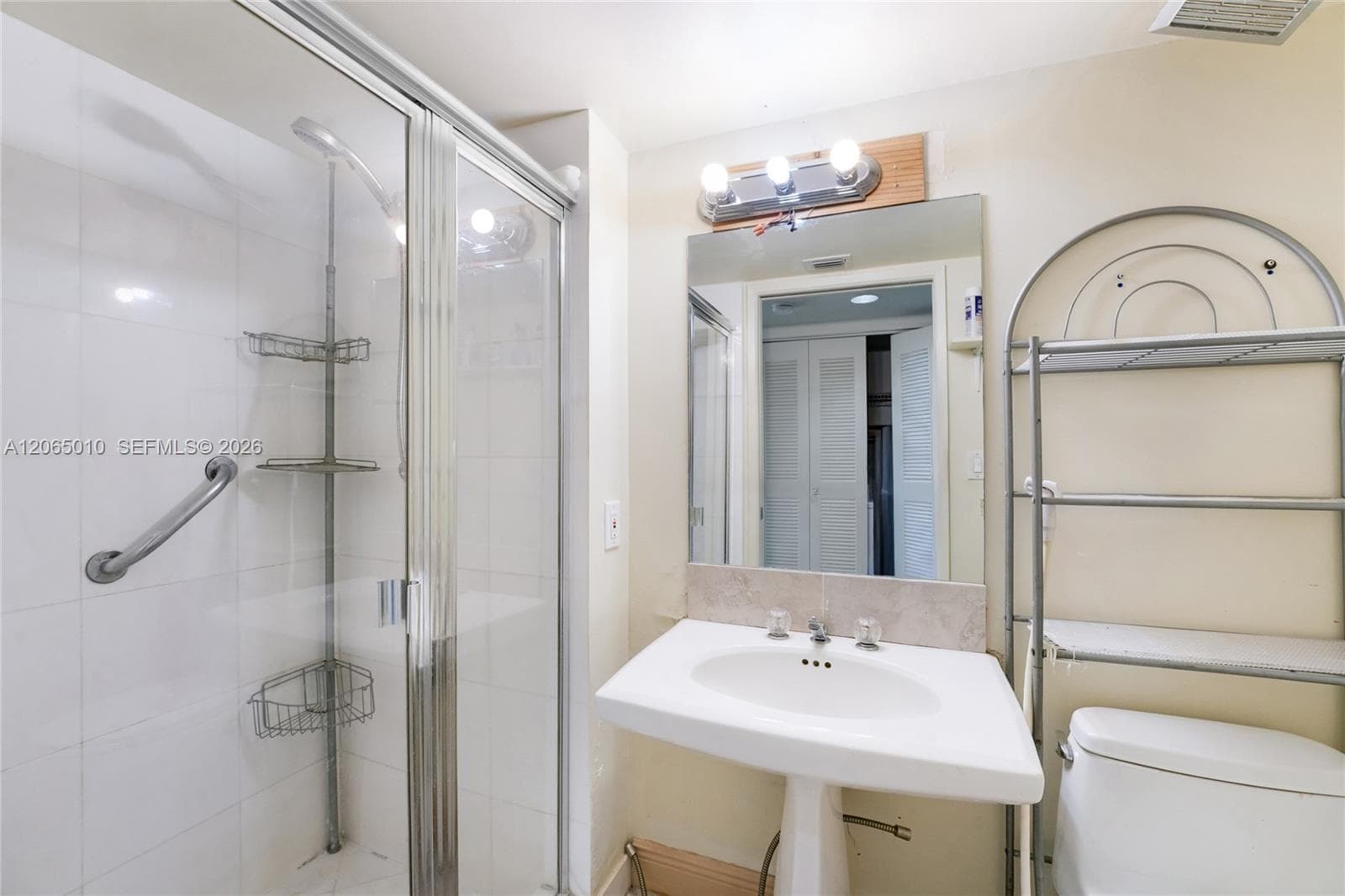 19101 NE 36th Ct 705 photo 14