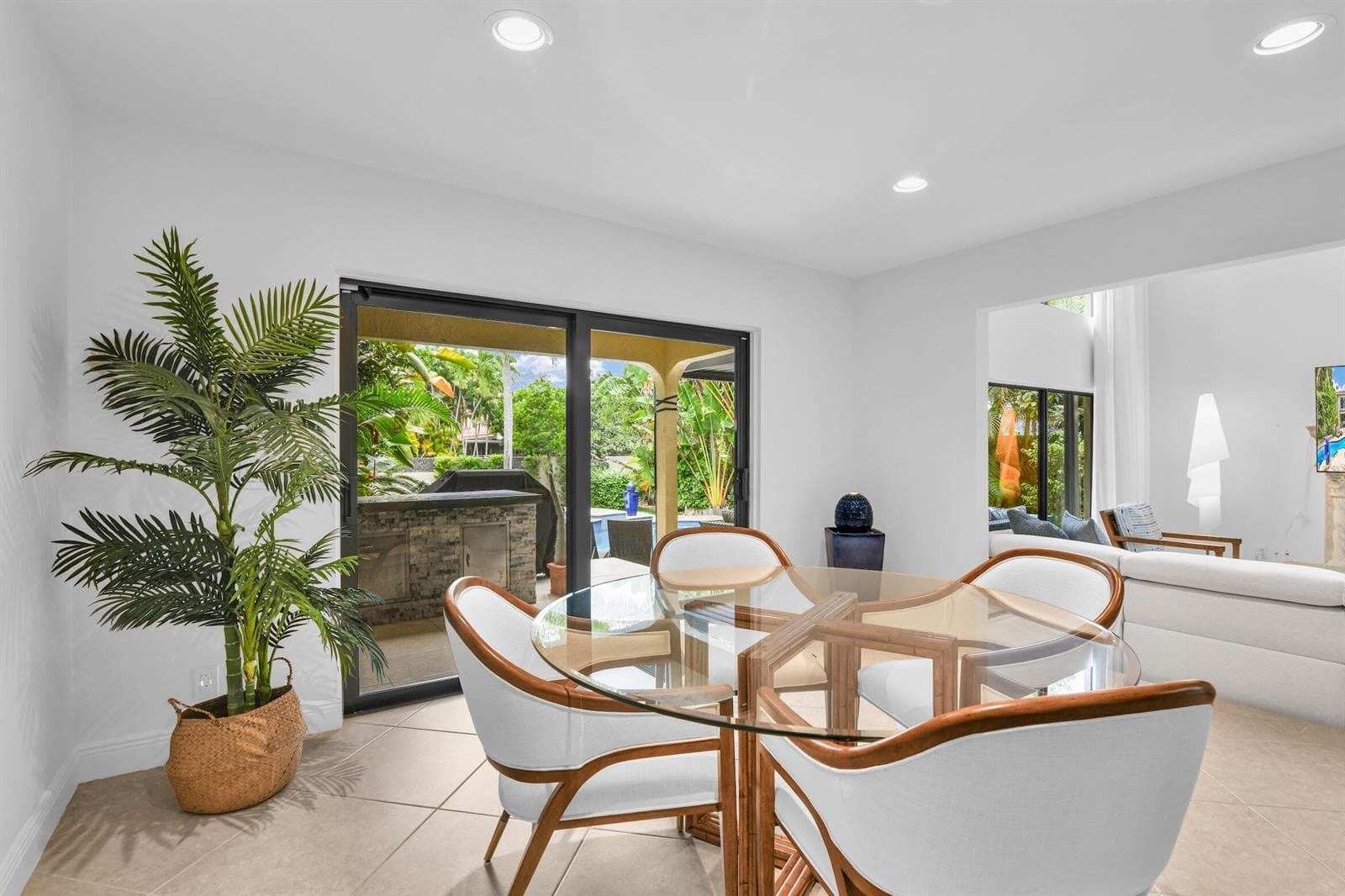 753 Villa Portofino Circle photo 17