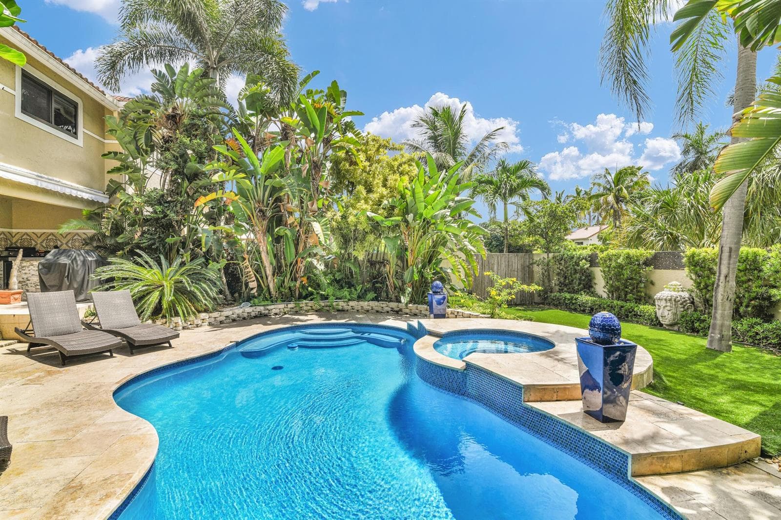 753 Villa Portofino Circle photo 10