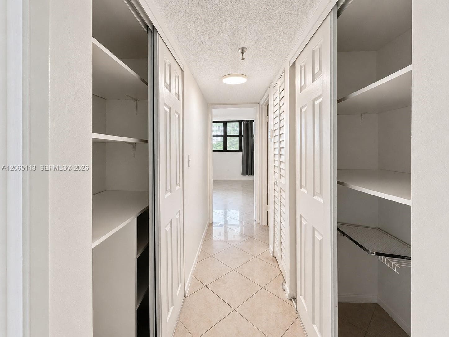 1621 Collins Ave 402 photo 6