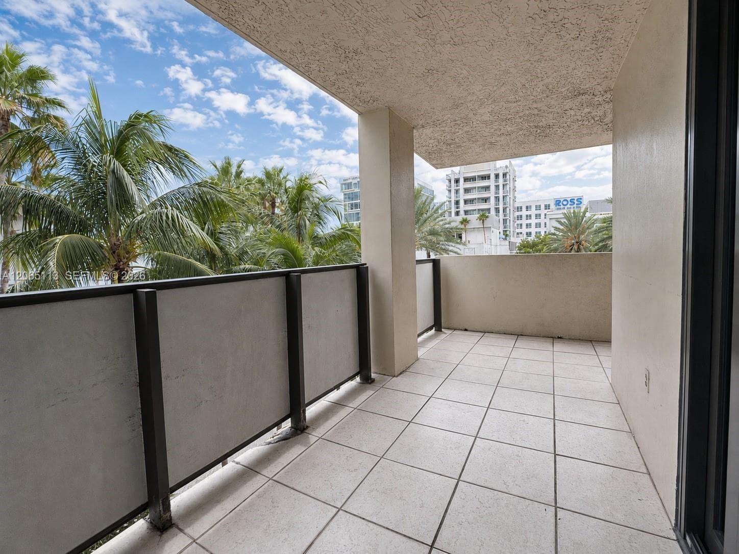 1621 Collins Ave 402 photo 18