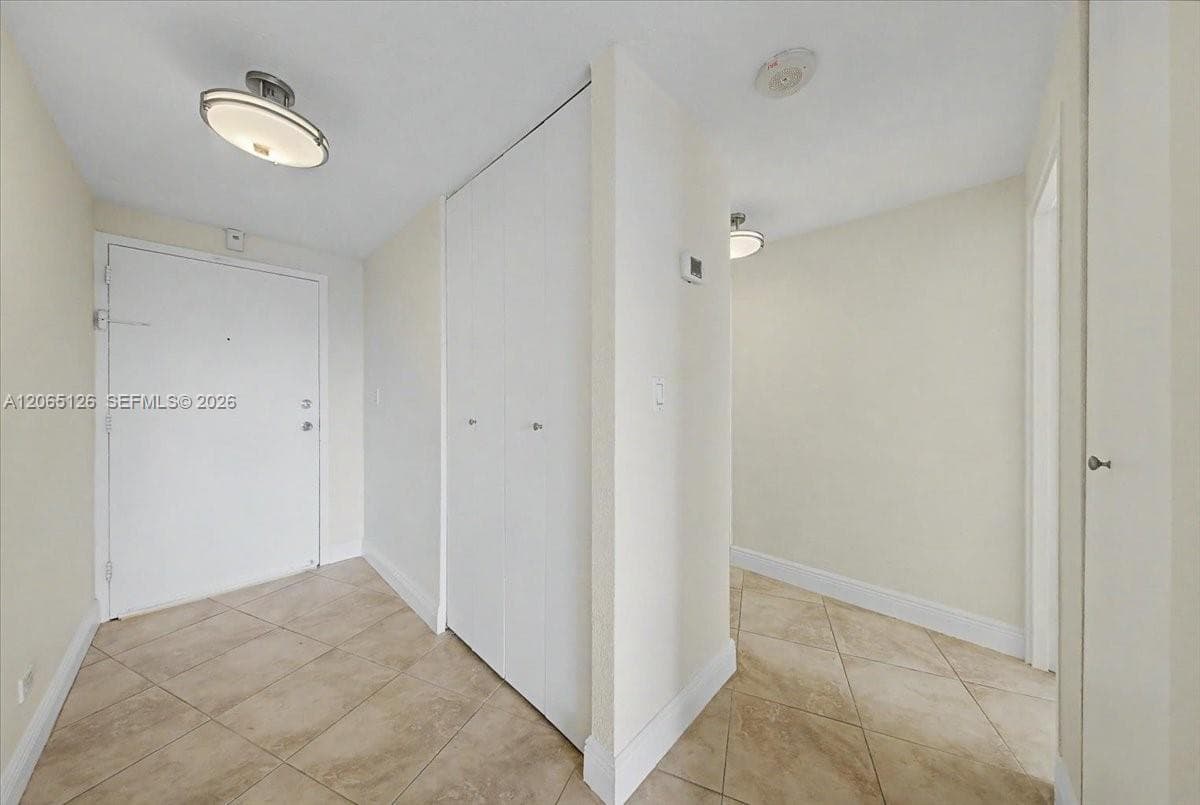 2451 Brickell Ave 4F photo 16