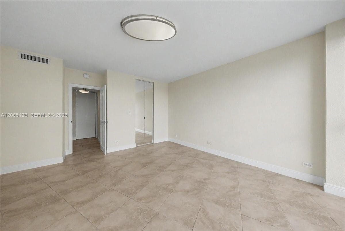 2451 Brickell Ave 4F photo 22