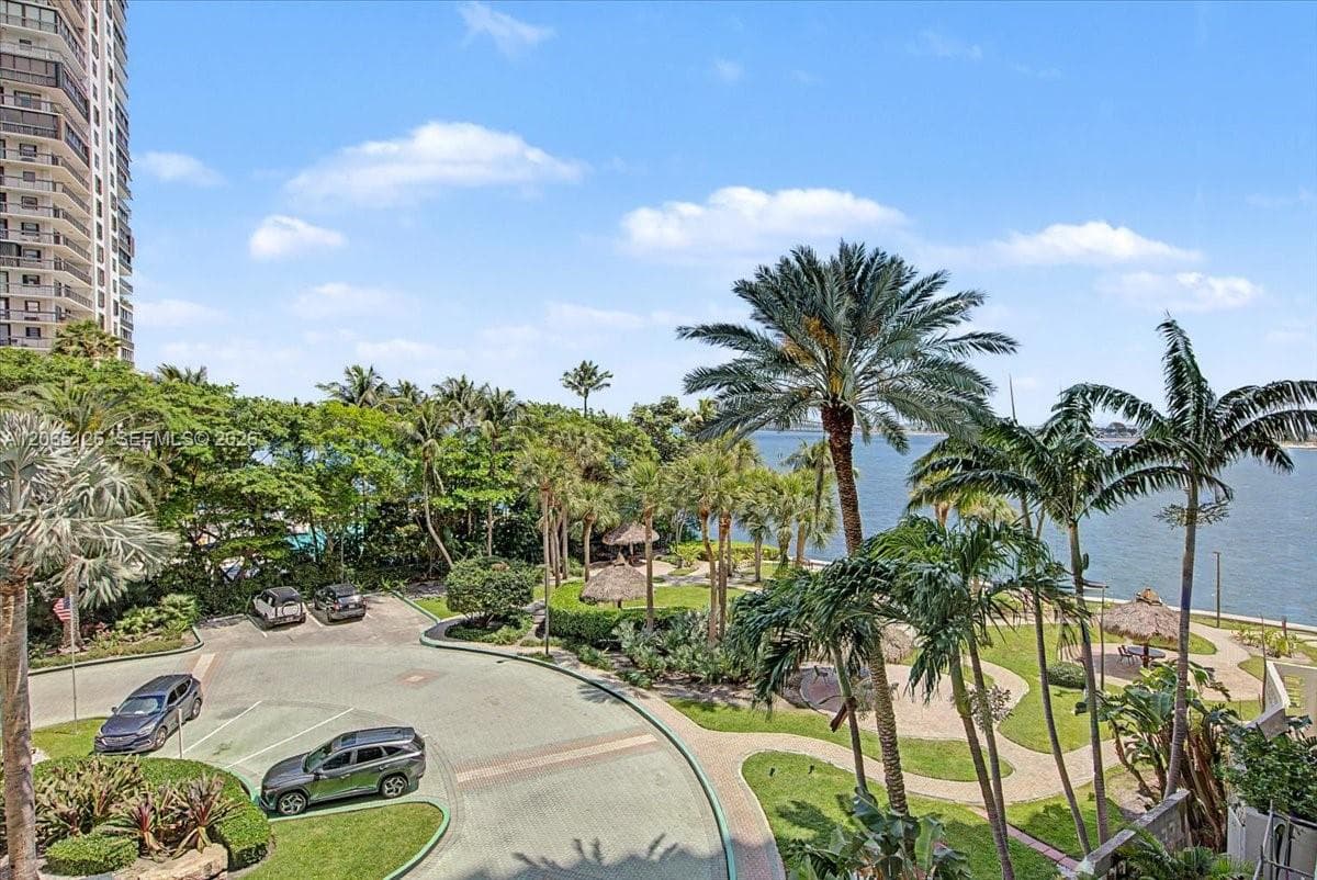 2451 Brickell Ave 4F photo 15
