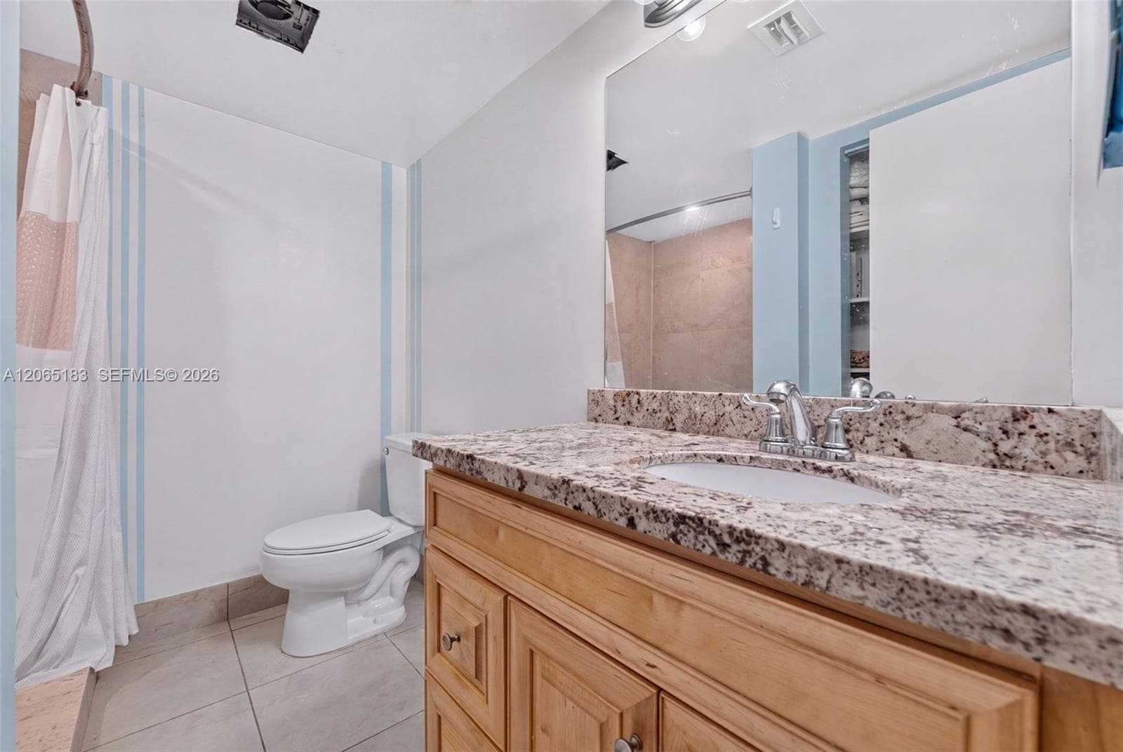 3007 N Oakland Forest Dr 107 photo 17