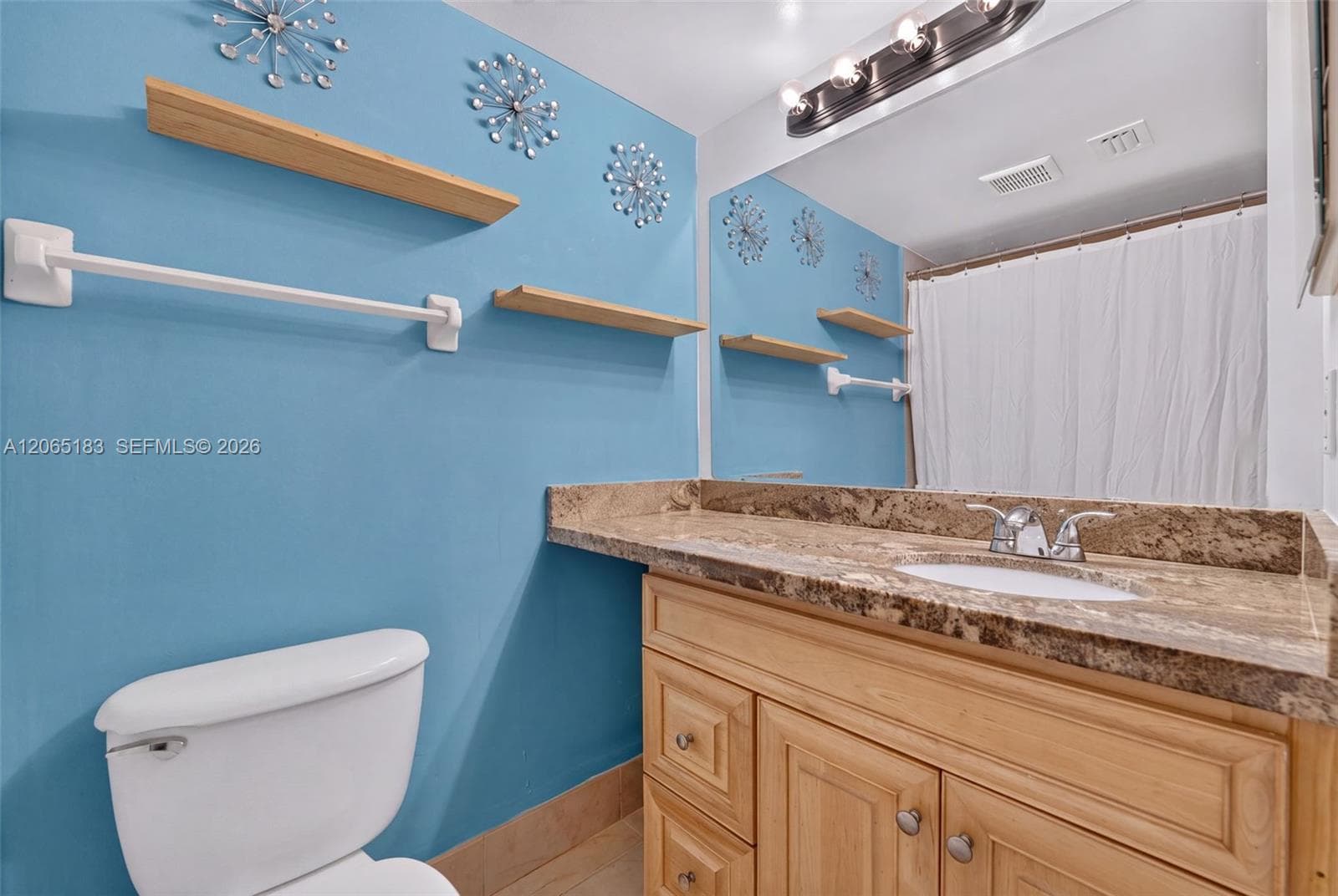 3007 N Oakland Forest Dr 107 photo 20