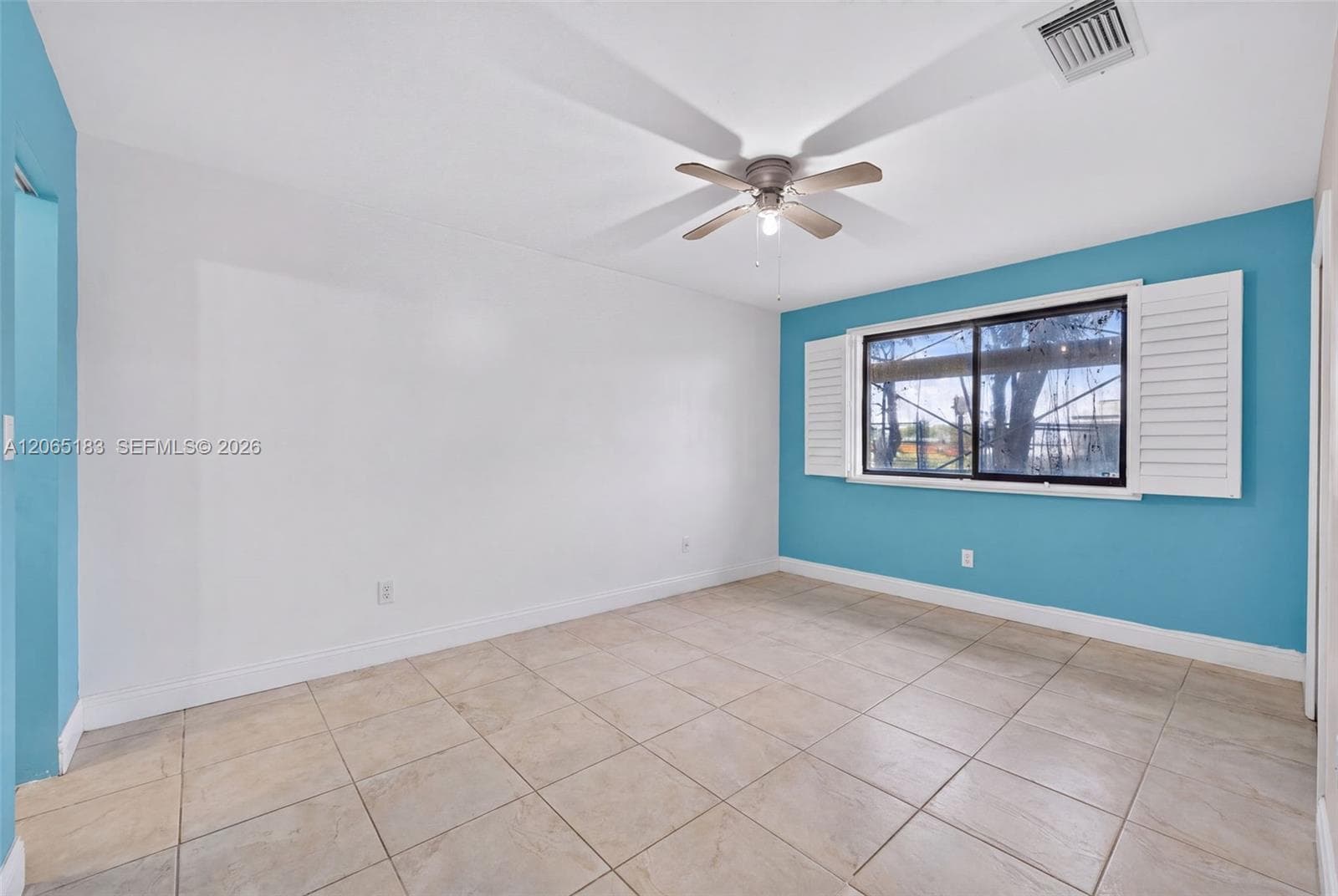3007 N Oakland Forest Dr 107 photo 8