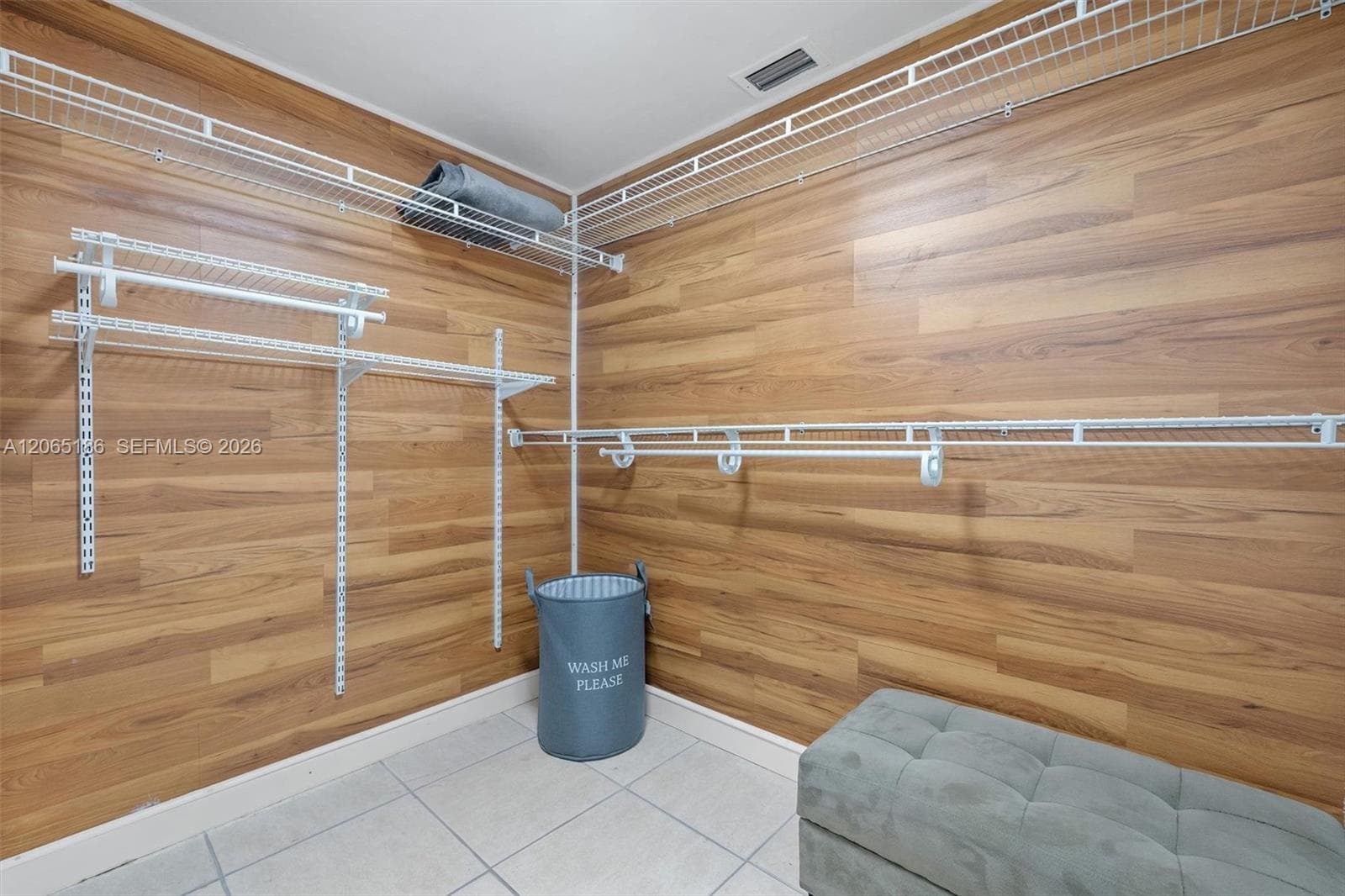 3660 NE 166th St 307 photo 12