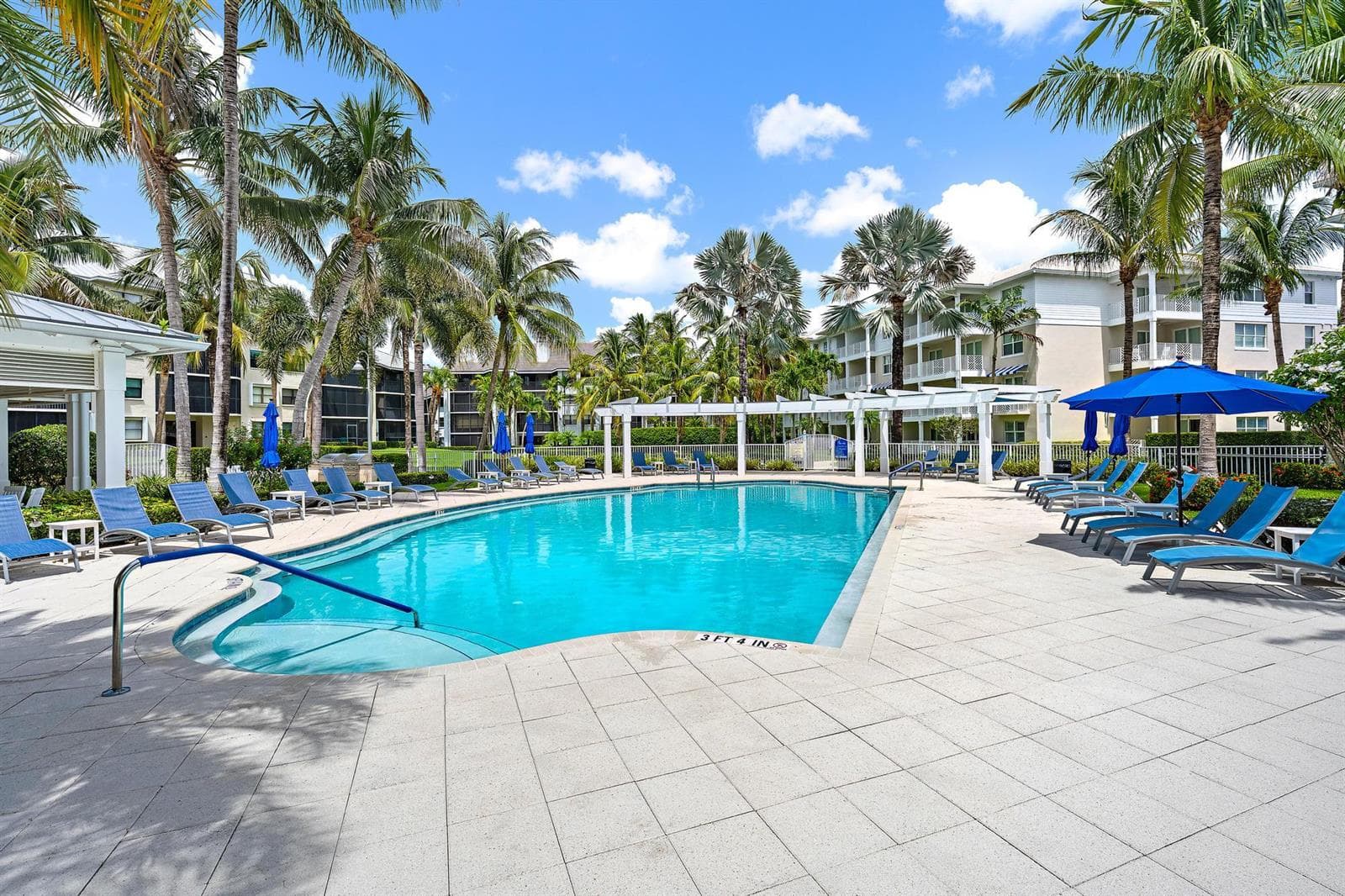 411 Bay Colony Drive N photo 25