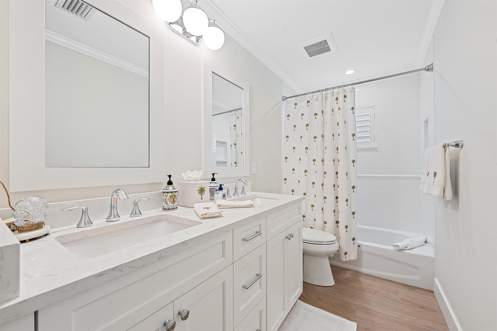 11785 Lake Shore Place photo 17