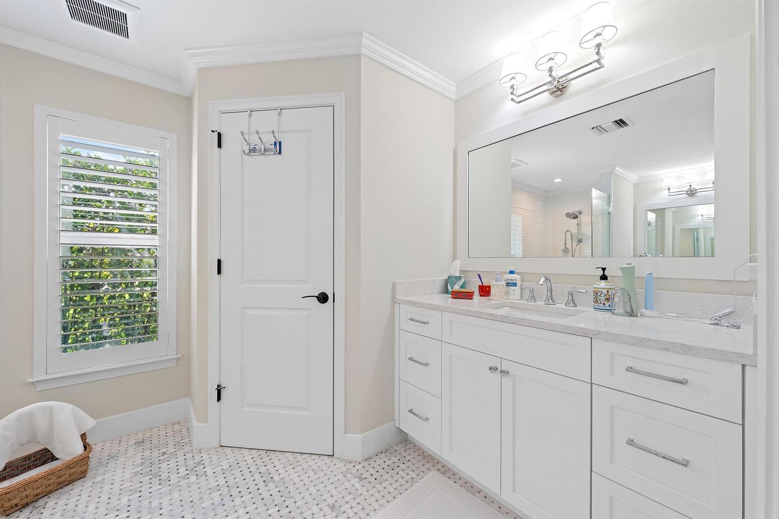 11785 Lake Shore Place photo 24