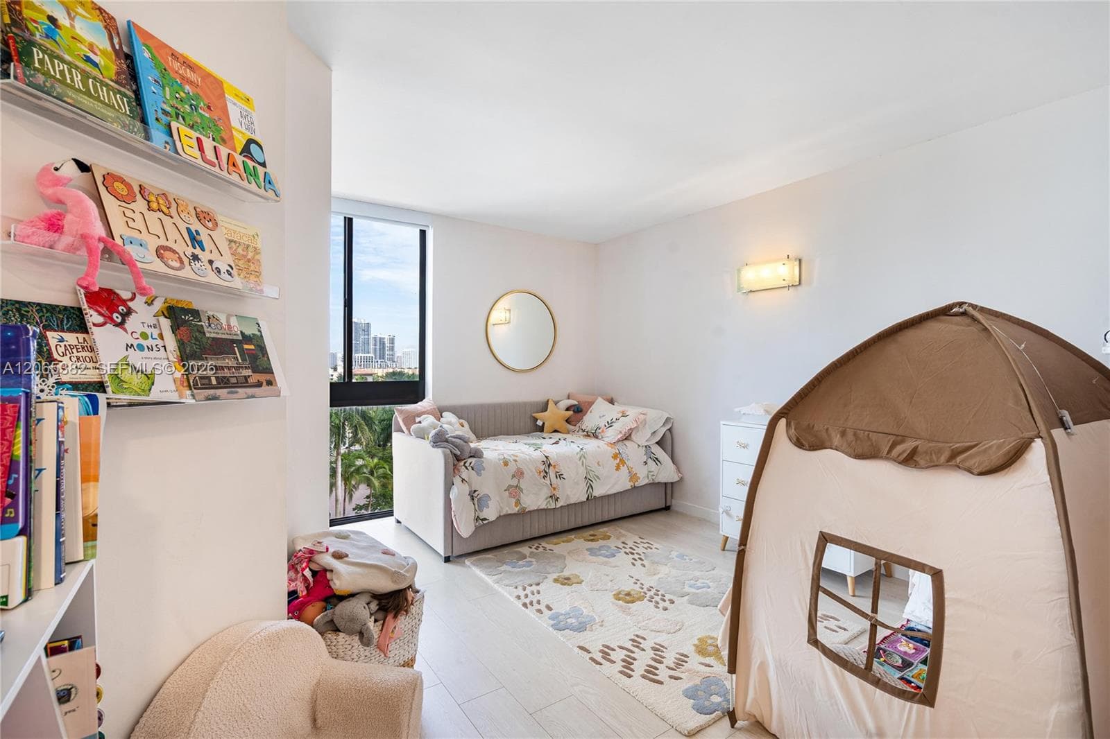 20185 E Country Club Dr 604 photo 17