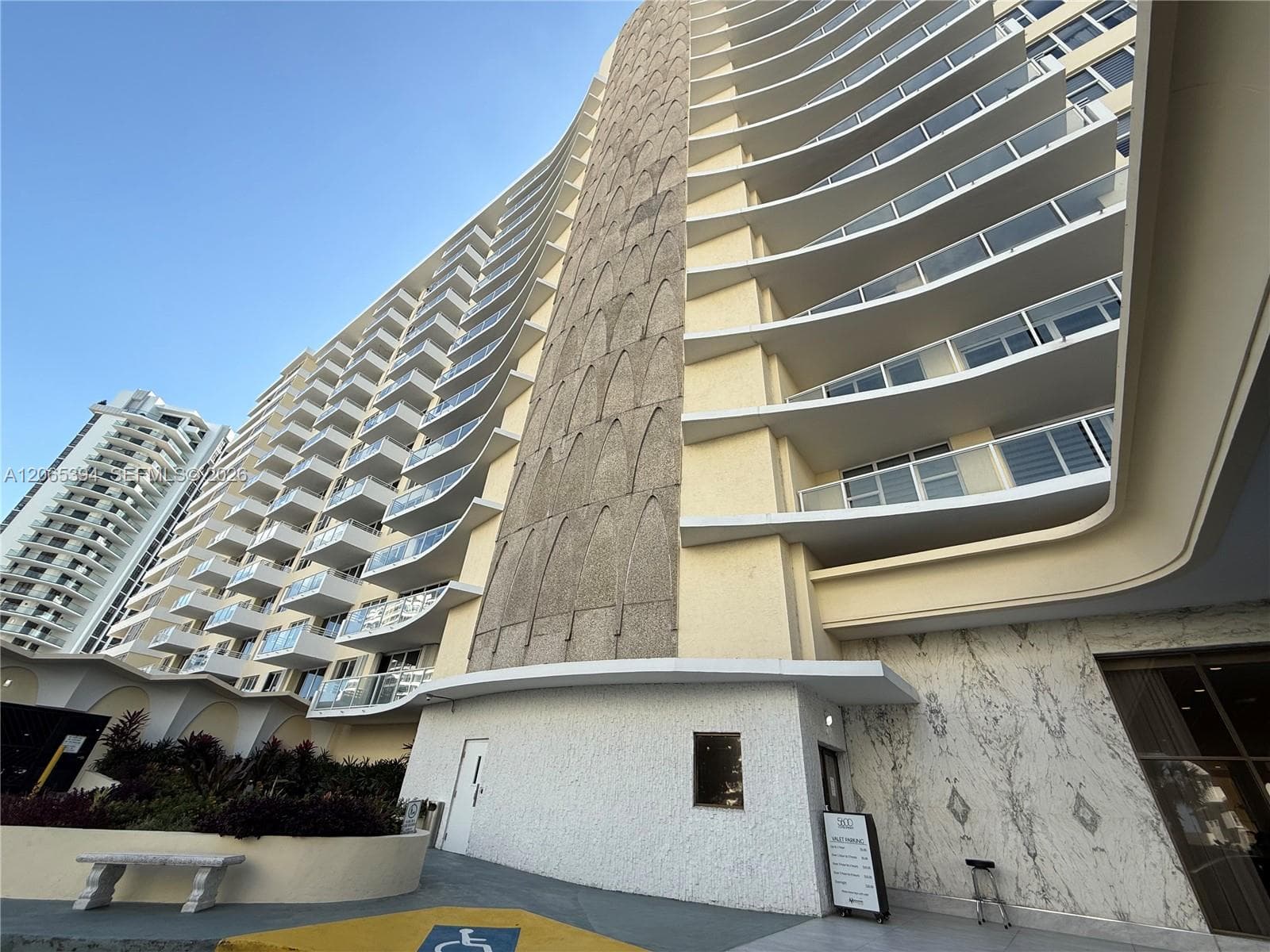 5600 Collins Ave 16G photo 6