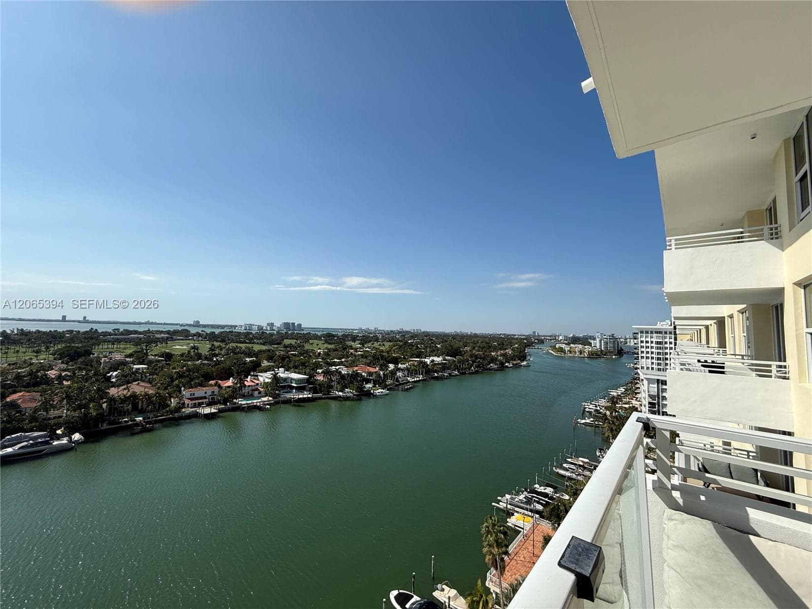 5600 Collins Ave 16G photo 3