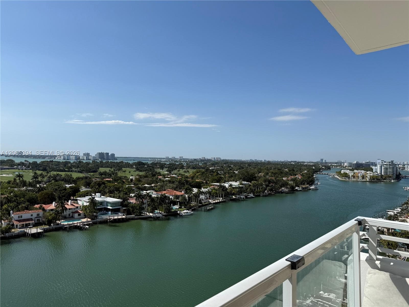 5600 Collins Ave 16G photo 1