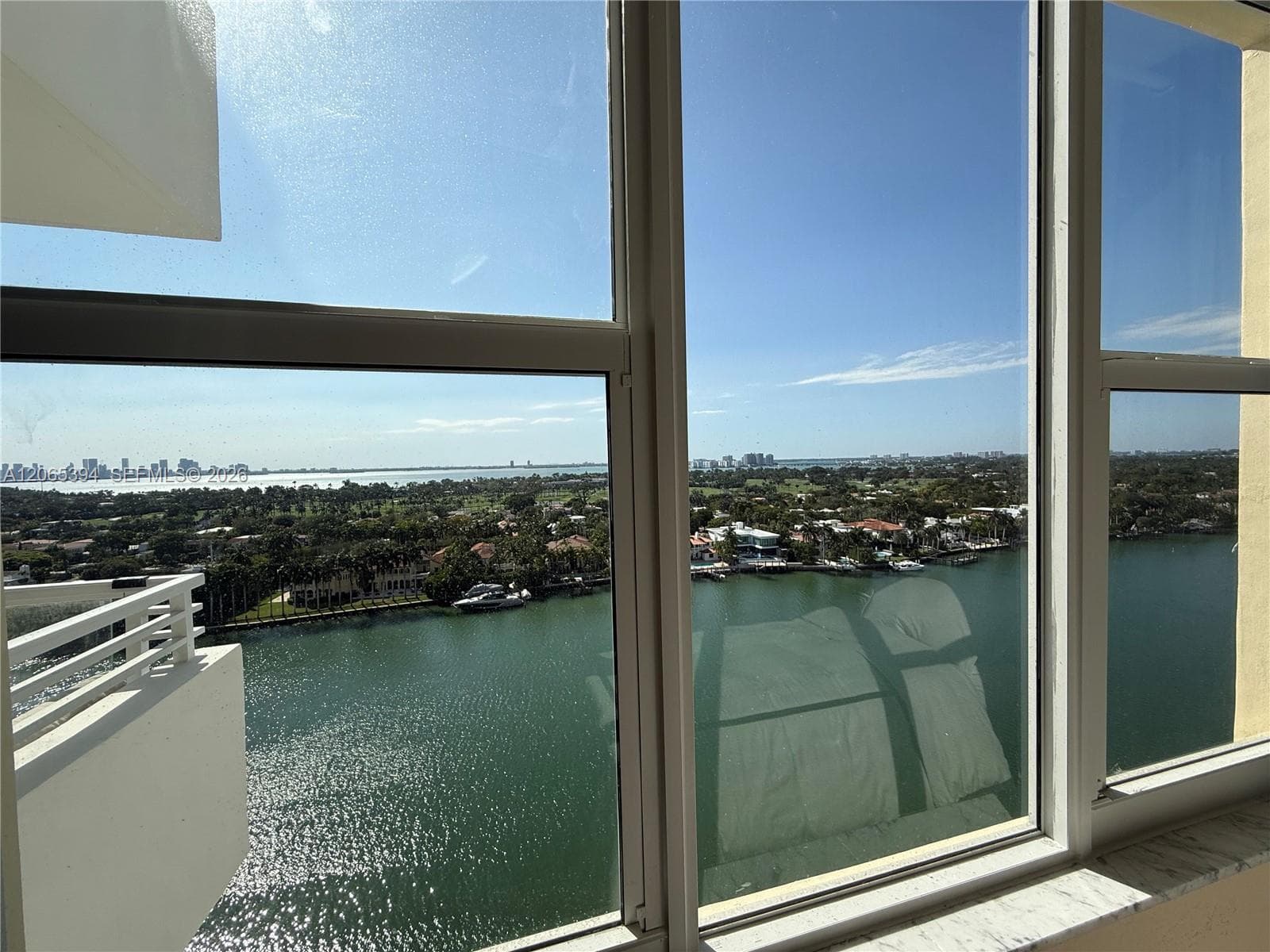 5600 Collins Ave 16G photo 11