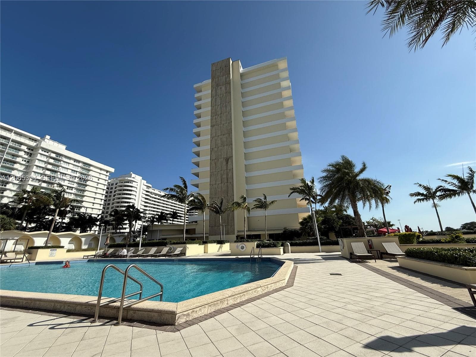 5600 Collins Ave 16G photo 25