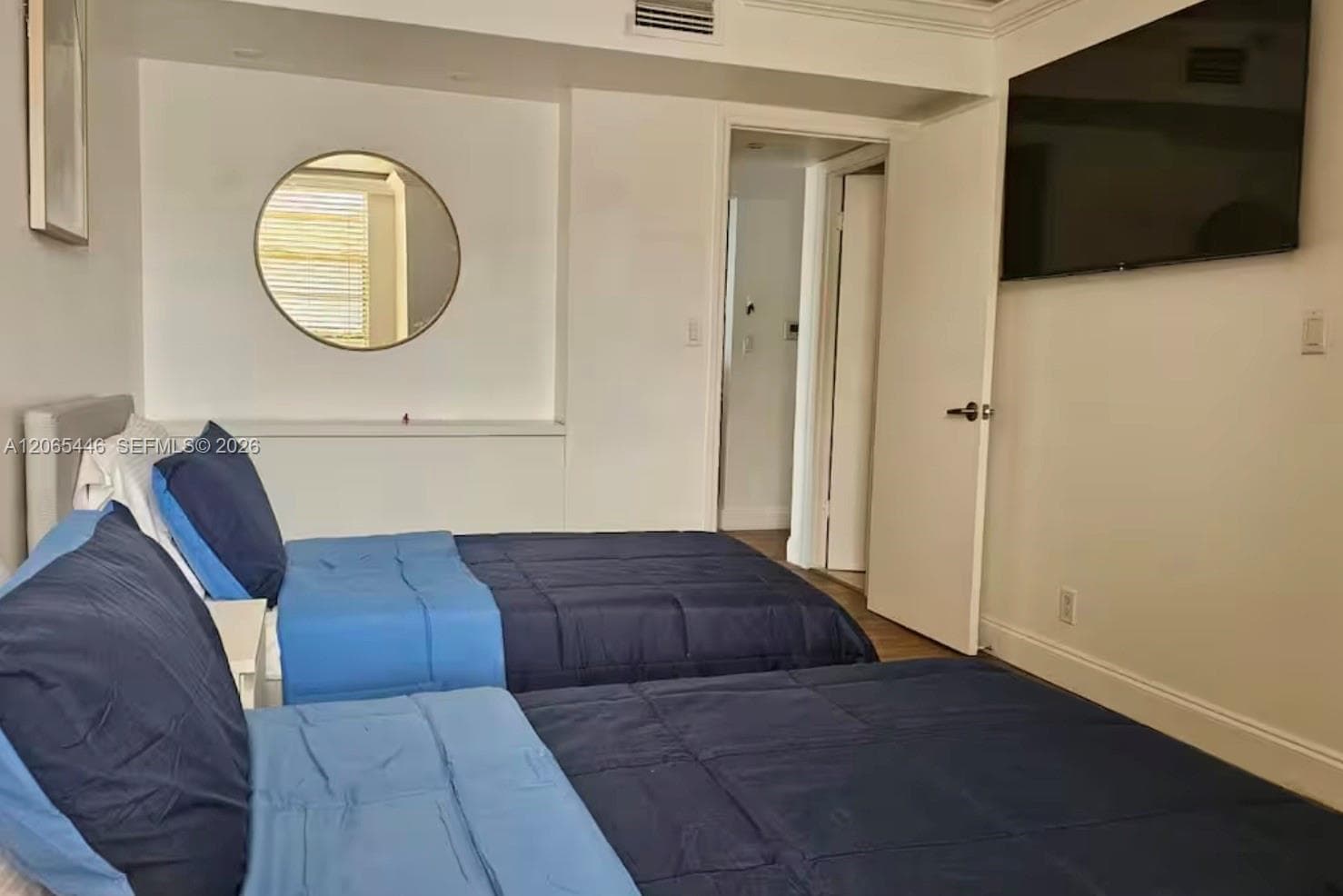 2903 N Miami Beach Blvd 201 photo 5