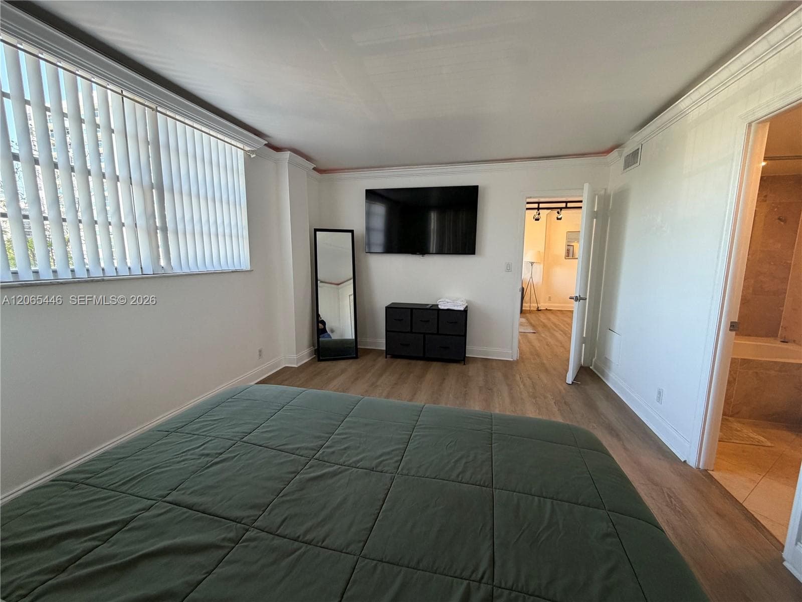 2903 N Miami Beach Blvd 201 photo 9
