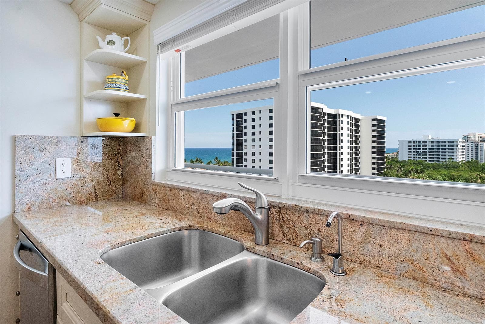 3300 S OCEAN Boulevard 1021-C photo 5