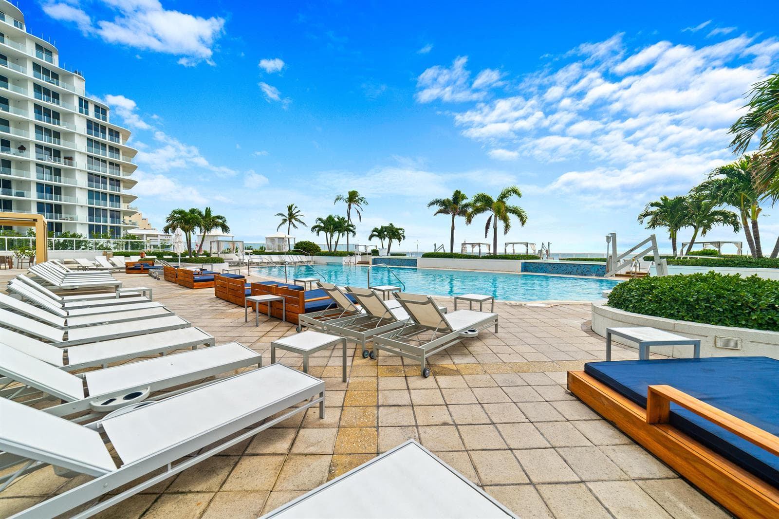 505 N FORT LAUDERDALE BEACH Boulevard 1708 photo 22