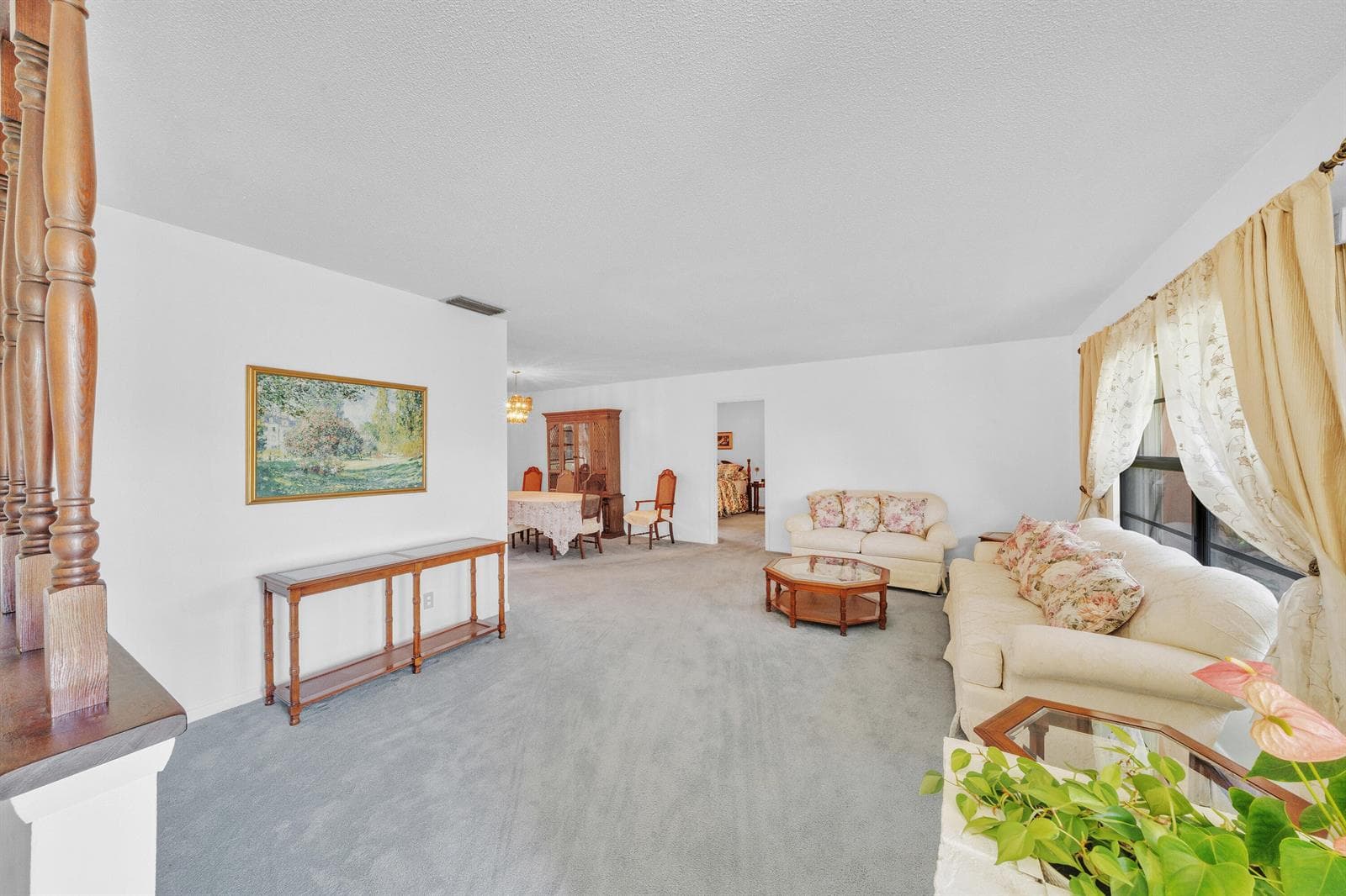 1222 Essex Drive photo 5