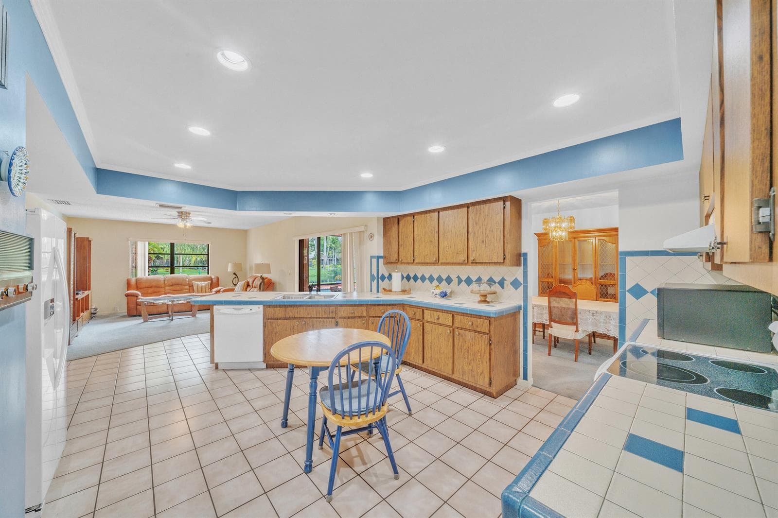 1222 Essex Drive photo 10