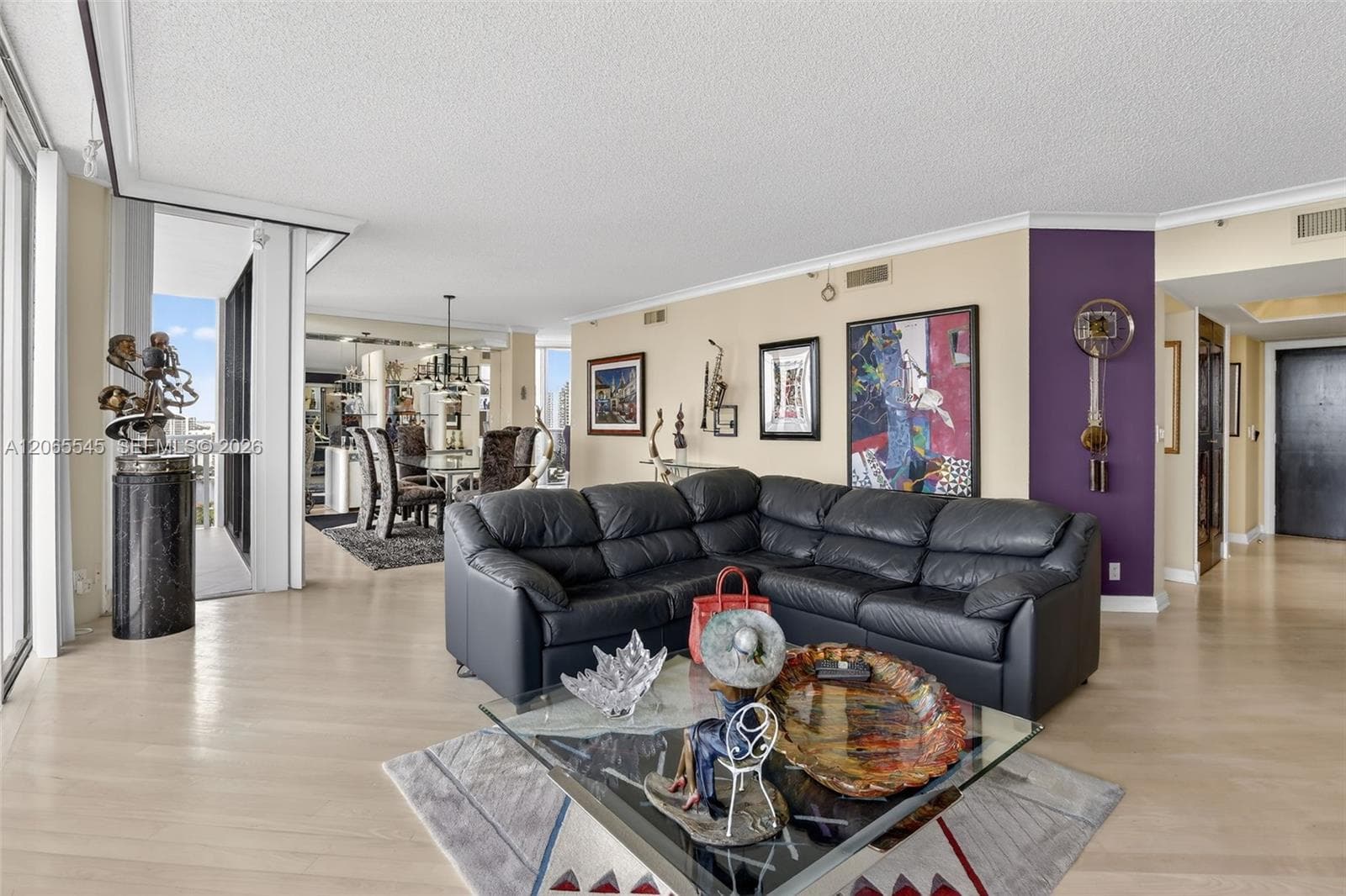 20281 E Country Club Dr 1801 photo 20