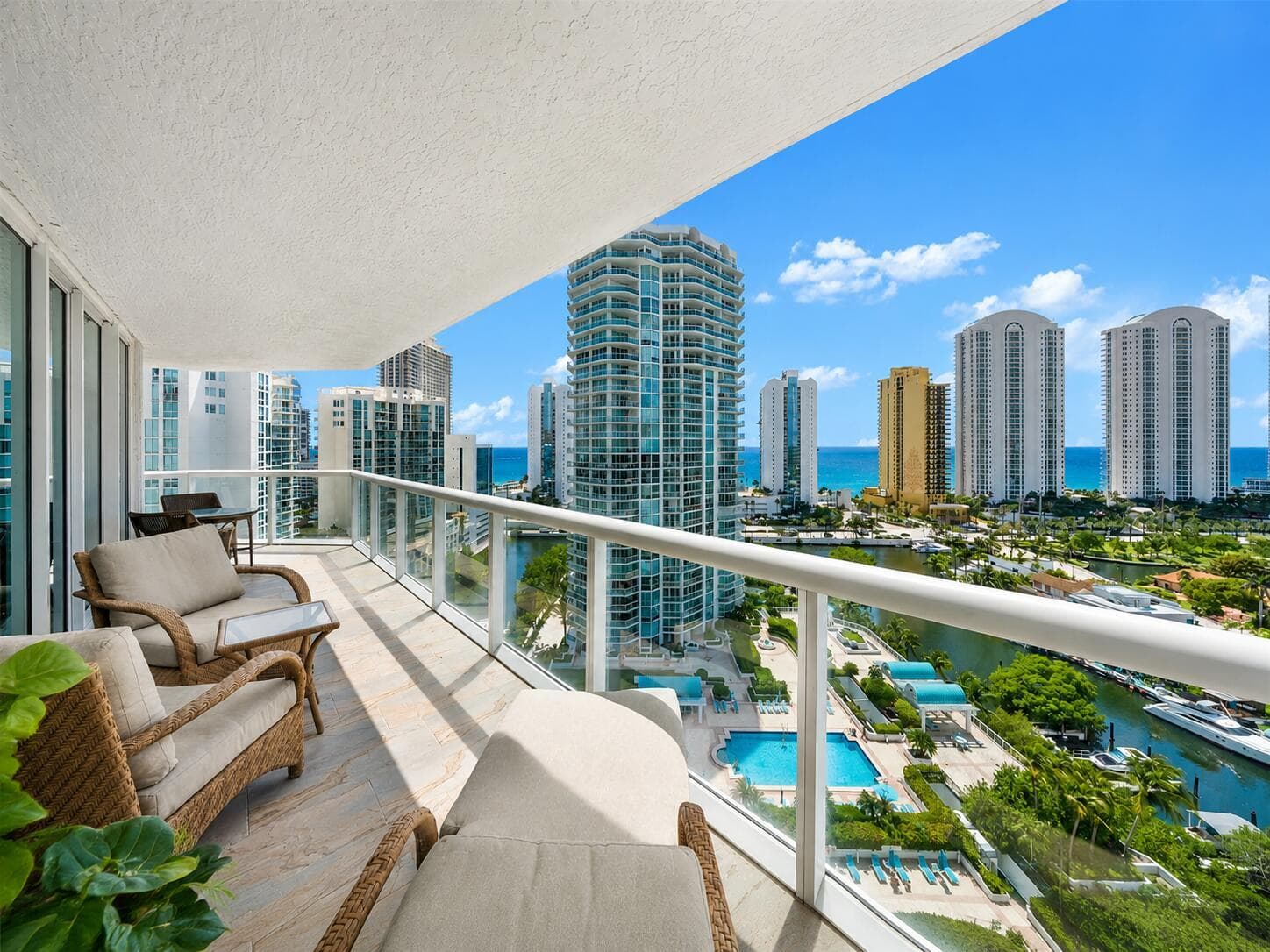 16500 Collins Avenue 1751 photo 12