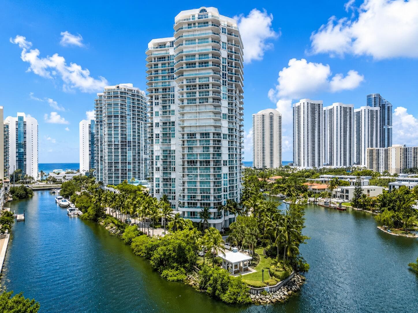 16500 Collins Avenue 1751 photo 15
