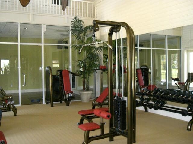 160 YACHT CLUB Way 211 photo 20