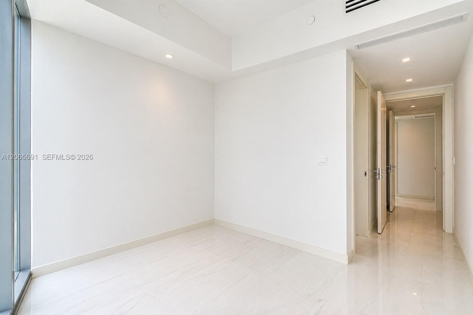 300 Biscayne Boulevard Way 4201E photo 23