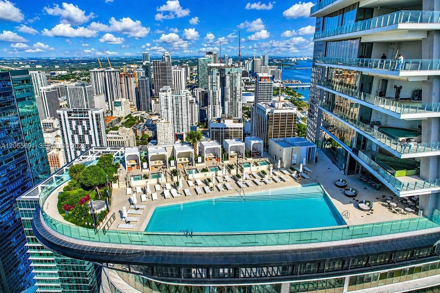 300 Biscayne Boulevard Way 4201E photo 3