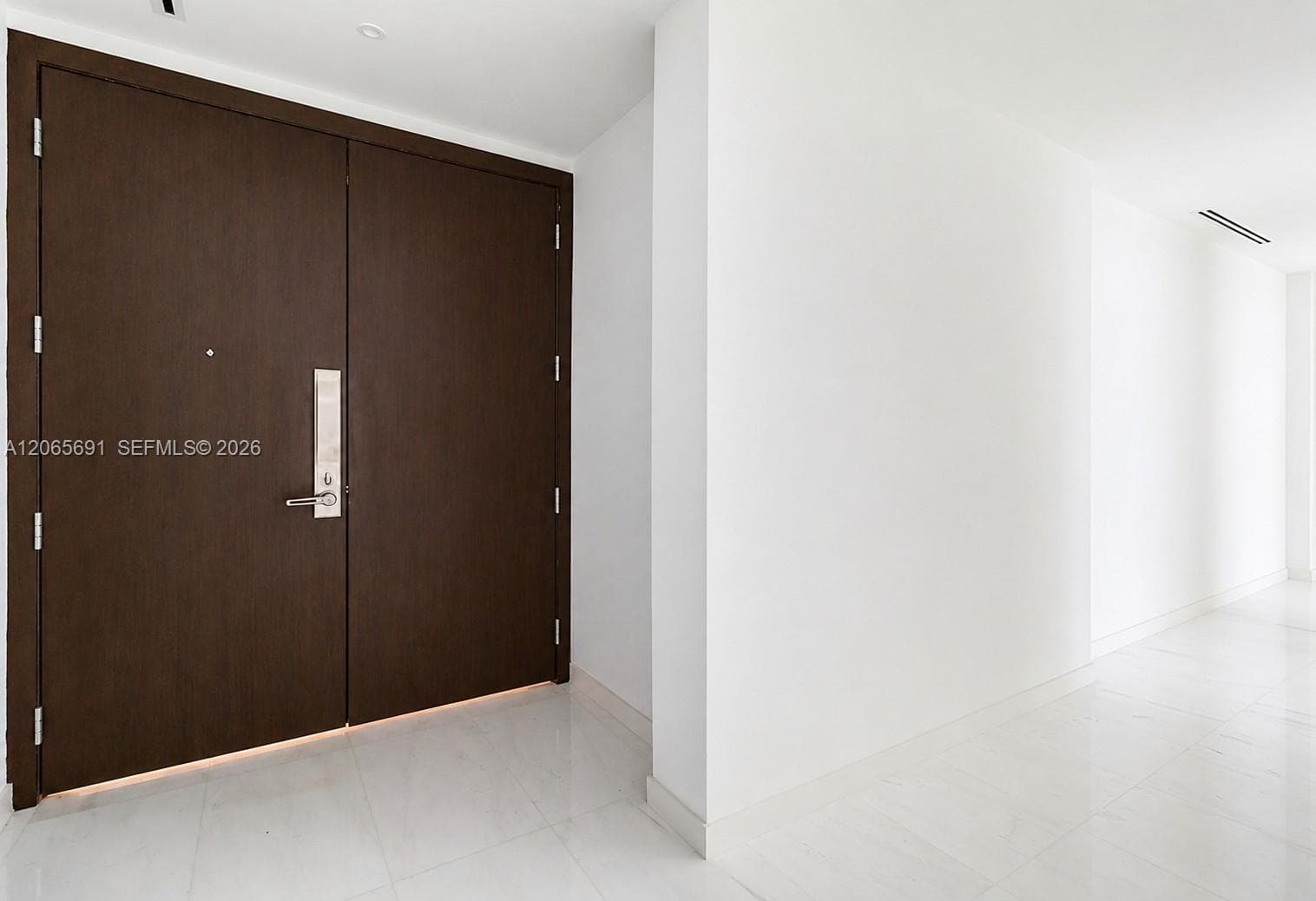 300 Biscayne Boulevard Way 4201E photo 9