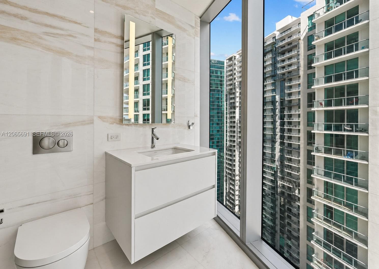 300 Biscayne Boulevard Way 4201E photo 19