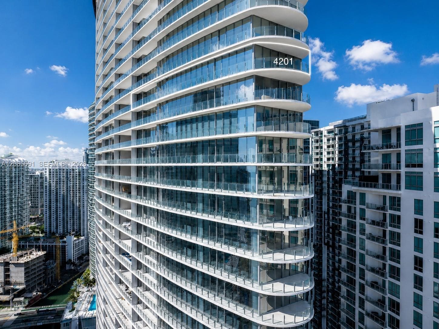 300 Biscayne Boulevard Way 4201E photo 4