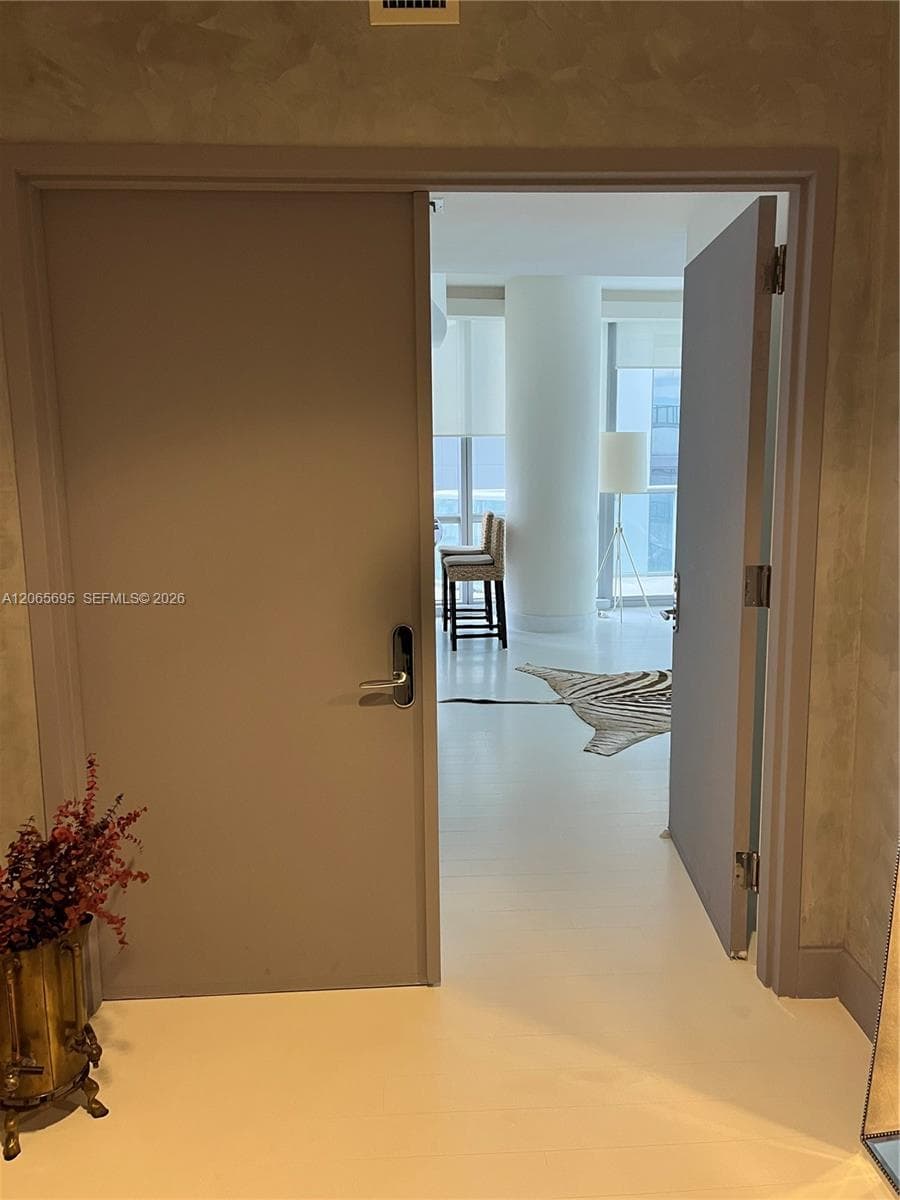 2508 photo 6