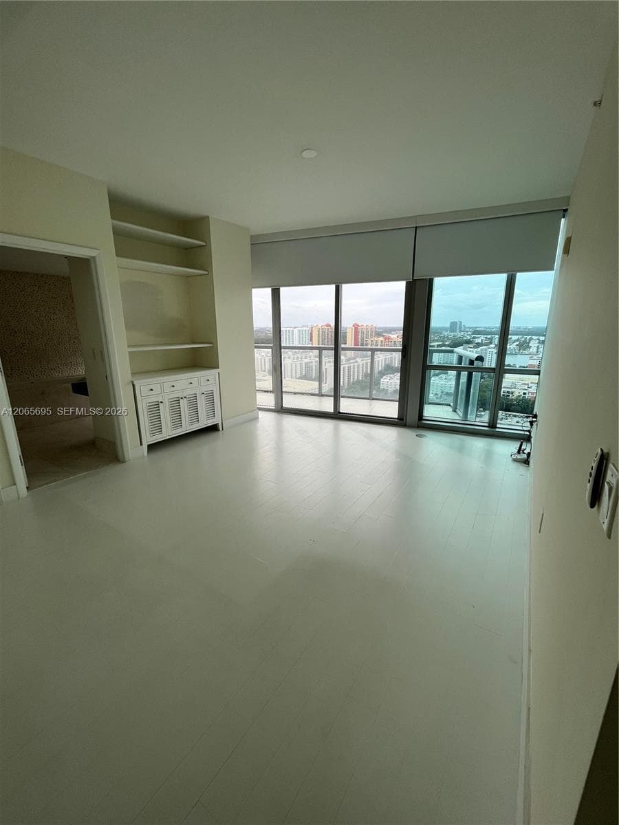 2508 photo 7