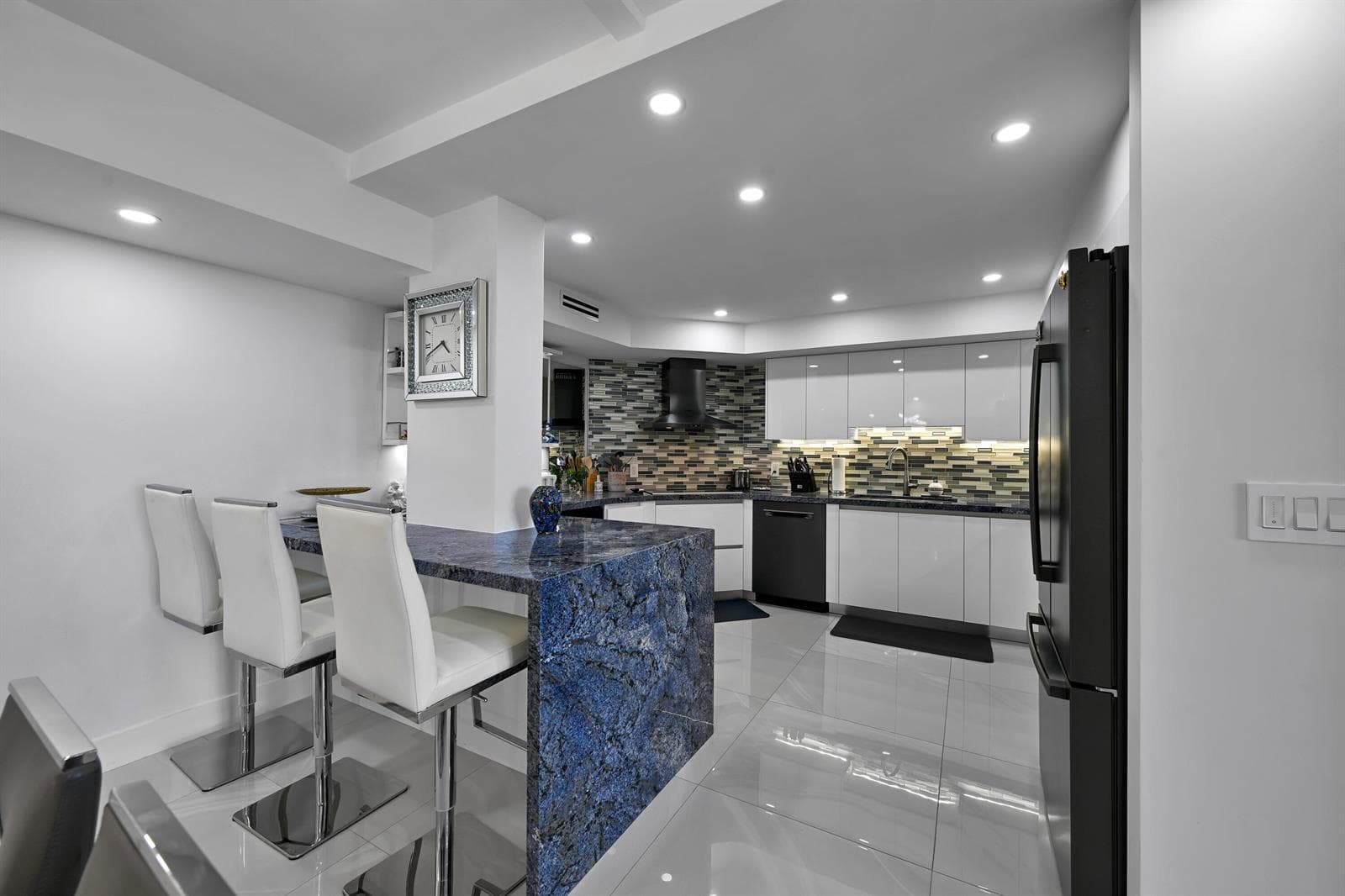 2860 S Ocean Boulevard 516 photo 5