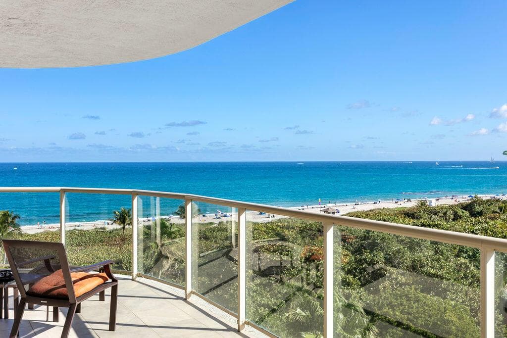 3920 N OCEAN Drive 6A photo 1