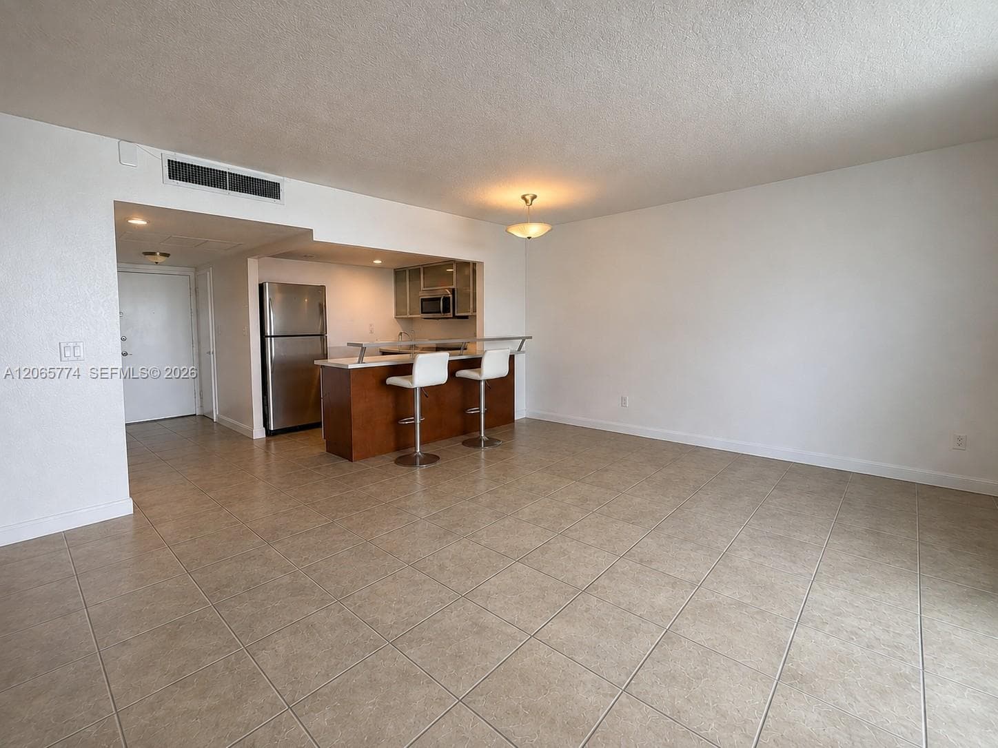 5401 Collins Ave 832 photo 6