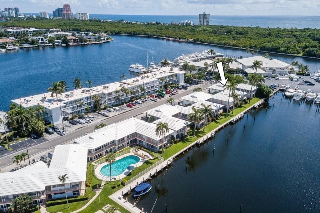 2760 YACHT CLUB Boulevard 10C photo 20