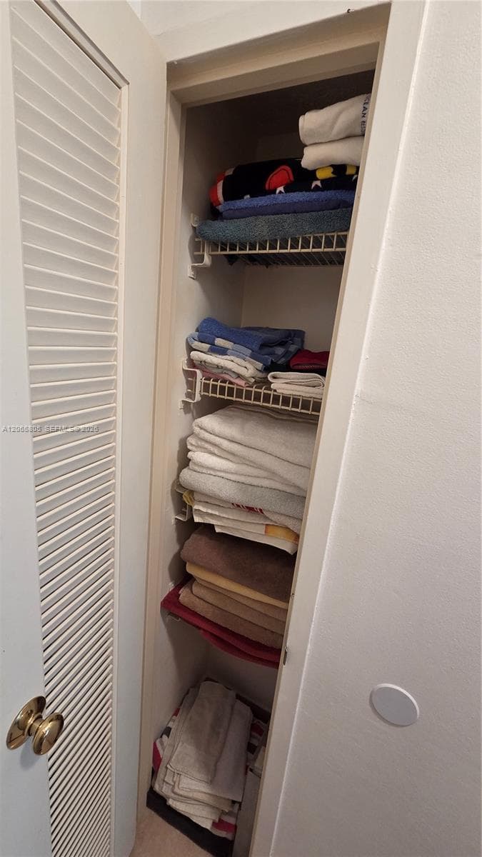 3725 S Ocean Dr 409 photo 23