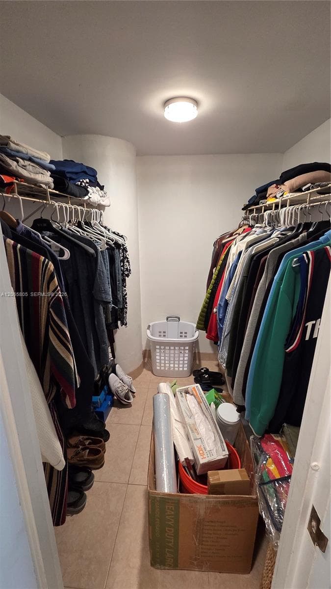 3725 S Ocean Dr 409 photo 22