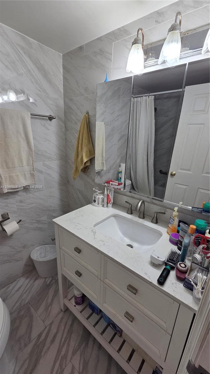 3725 S Ocean Dr 409 photo 24
