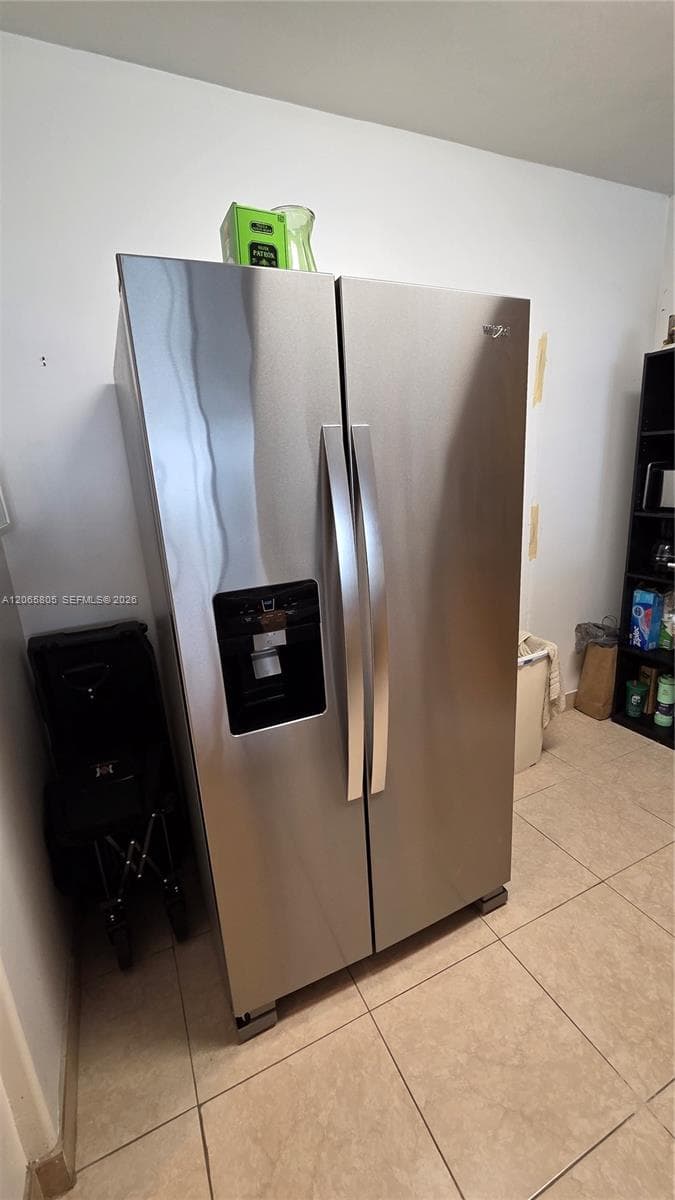 3725 S Ocean Dr 409 photo 14