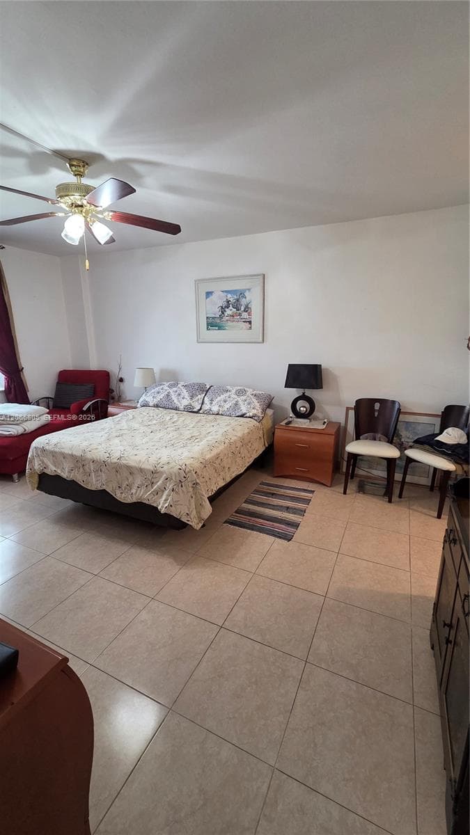 3725 S Ocean Dr 409 photo 18
