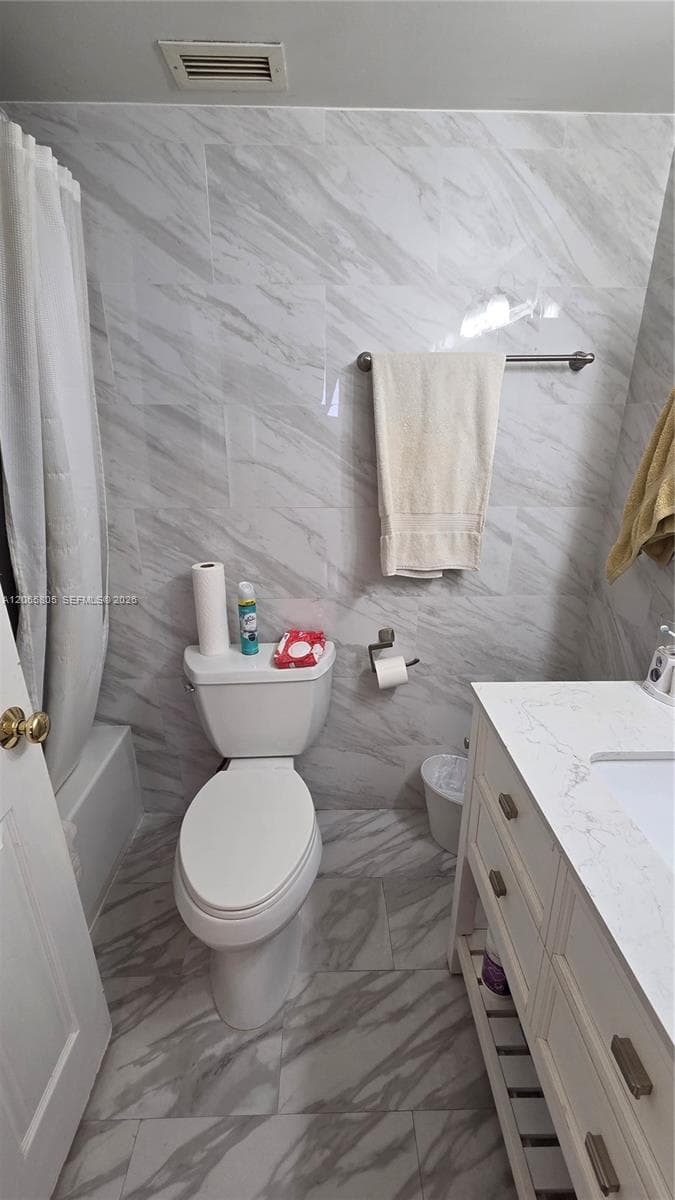 3725 S Ocean Dr 409 photo 25