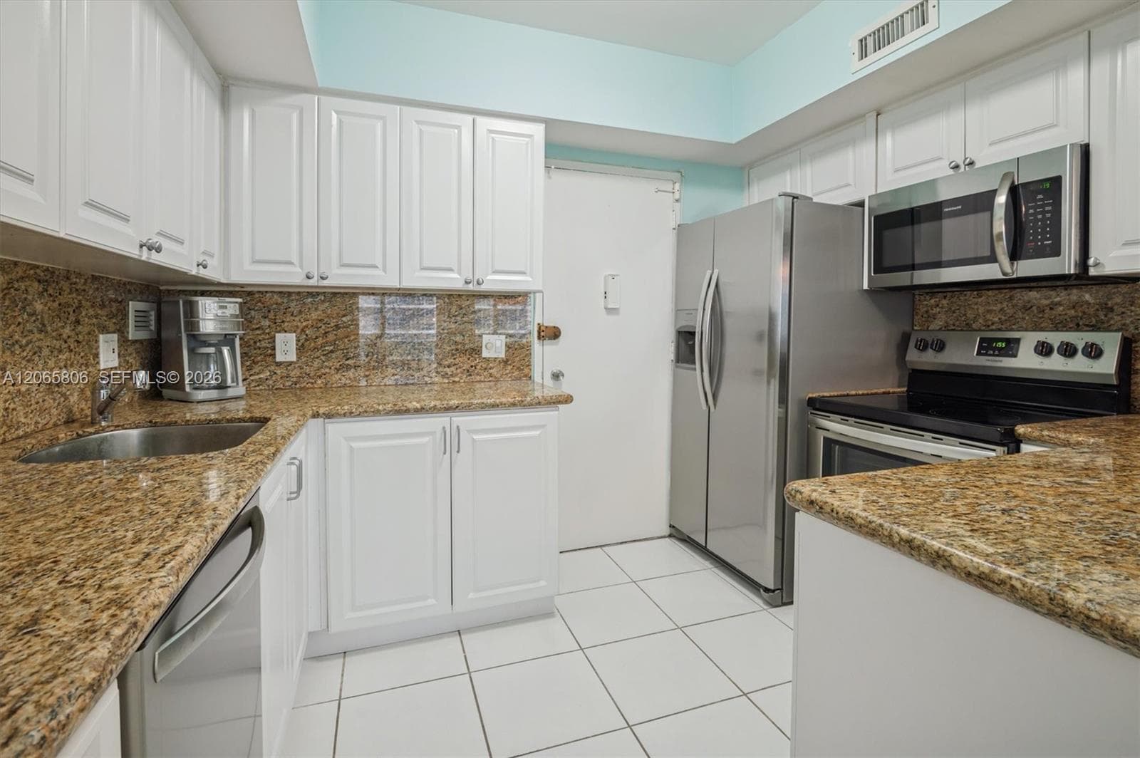 3505 S Ocean Dr 1208 photo 3