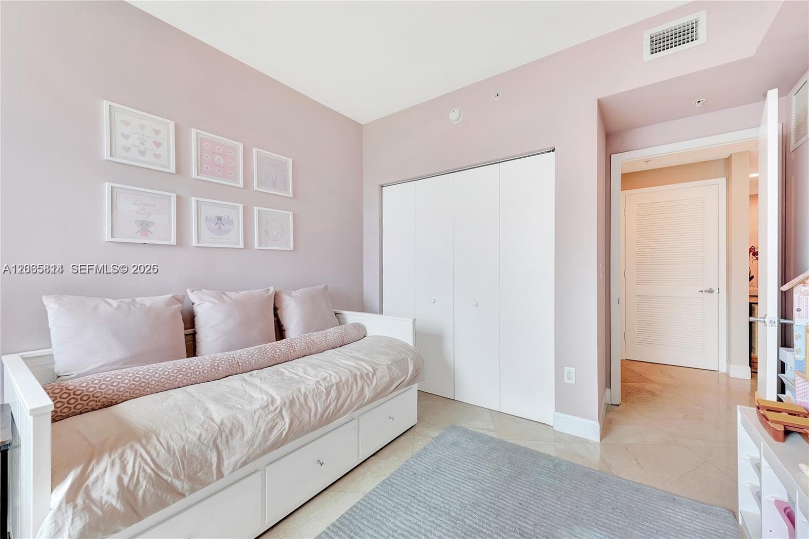 3030 NE 188th St 603 photo 8